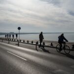 Αστυνομικός αυτοκτόνησε πέφτοντας με το αυτοκίνητό του στον Θερμαϊκό