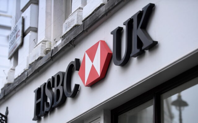 Την Silicon Valley Bank της Μεγάλης Βρετανίας εξαγόρασε η HSBC για μια στερλίνα