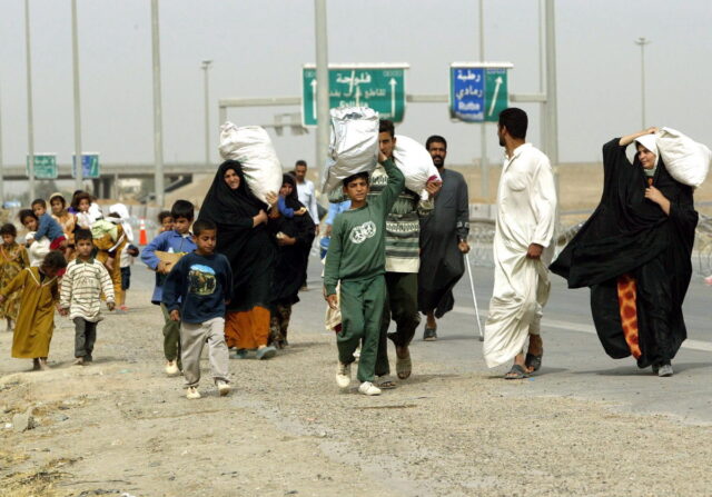 Ιράκ: Είκοσι χρόνια μετά την αμερικανική εισβολή, η χώρα ανησυχεί για το μέλλον της