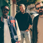 Ακούστε το αισιόδοξο και καλοκαιρινό “Super Feelings”