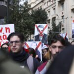 Επεισόδια στο Σύνταγμα στο περιθώριο των απεργιακών κινητοποιήσεων για τα Τέμπη [ΒΙΝΤΕΟ]