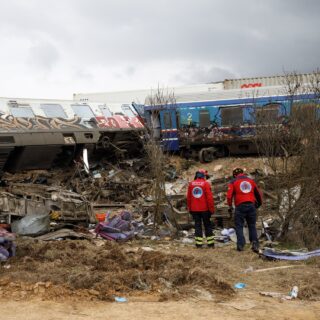 Hellenic Train: Προκαταβολές αποζημίωσης για τις οικογένειες των θυμάτων και των τραυματιών στα Τέμπη