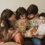 Πώς μιλάμε στα παιδιά για το σεξ και την σεξουαλική κακοποίηση;