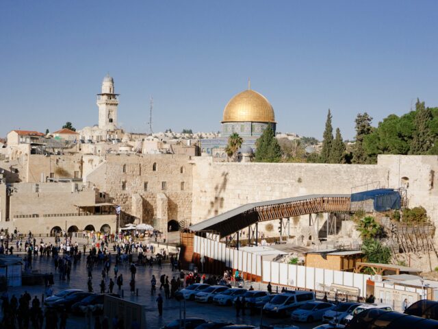 Στην Ιερουσαλήμ θα μεταφέρει η Ουγγαρία την πρεσβεία της στο Ισραήλ