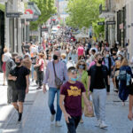 Πάσχα: Πρεμιέρα σήμερα για το εορταστικό ωράριο