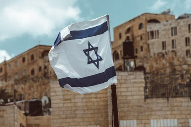 Η Κνεσέτ ενέκρινε σε πρώτη ανάγνωση νομοσχέδιο που θα επιτρέψει την επιστροφή Εβραίων εποίκων