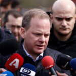 Εσωκομματικές τριβές προκαλεί στη ΝΔ η υποψηφιότητα Καραμανλή