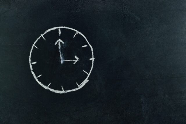 Αλλαγή ώρας 2023: Πότε θα πάμε τα ρολόγια μας μία ώρα μπροστά