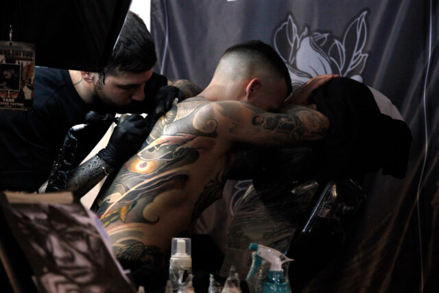 Το Athens Tattoo Convention επιστρέφει με ένα τριήμερο εκδηλώσεων για την τέχνη και την κουλτούρα του tatoo