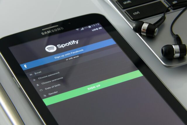 «Έπεσε» το Spotify – Πρόβλημα στην πρόσβαση για πολλούς χρήστες