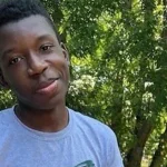 O Μπάιντεν κάλεσε στον Λευκό Οίκο τον Αφρομερικανό έφηβο που πυροβόλησε λευκός ιδιοκτήτης σπιτιού