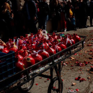 Πάσχα στον κόσμο: Αυτά είναι τα πιο παράξενα έθιμα από όλο τον πλανήτη