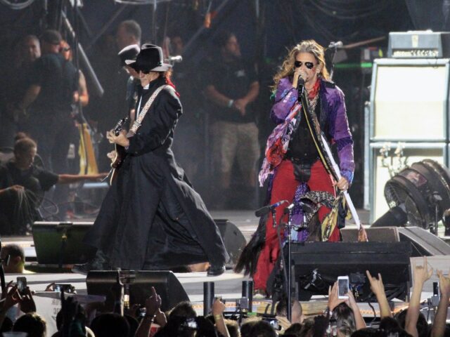 Οι Aerosmith για πρώτη φορά στην κορυφή των βρετανικών charts