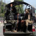 Πακιστάν: Το Ανώτατο Δικαστήριο διέταξε να εμφανιστεί ενώπιόν του σε μια ώρα ο πρώην πρωθυπουργός Ίμραν Χαν