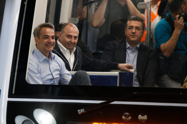 Προεκλογική φίεστα του Κυριάκου Μητσοτάκη στο πρώτο δοκιμαστικό δρομολόγιο με επιβάτες στο Μετρό της Θεσσαλονίκης