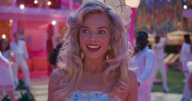«Barbie»: Το νέο trailer της ταινίας υπό τους ήχους του «Dance The Night» της Dua Lipa