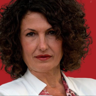 Αννέτα Καββαδία: «Αντί για θέαμα στα Εξάρχεια με πάνοπλους ρόμποκοπ, γιατροί θα στελεχώνουν κάθε νοσοκομείο στη χώρα»