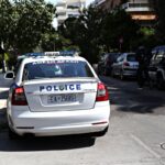 Ένοπλοι εισέβαλαν στη βίλα επιχειρηματία στον Άλιμο και τον είχαν υπό ομηρία για δύο ώρες