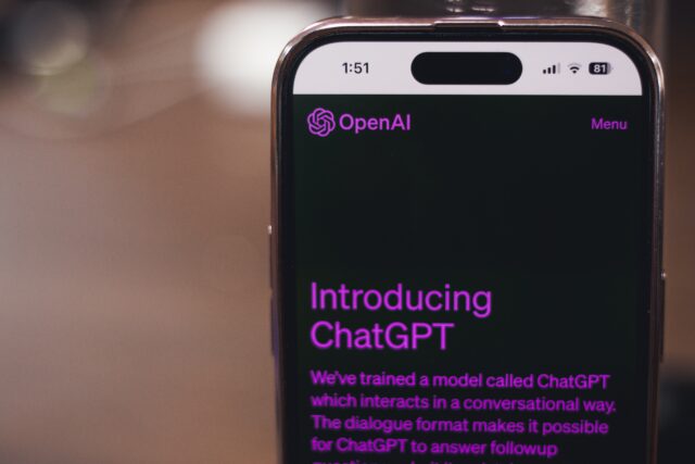 Διαθέσιμο και σε smartphones πλέον το ChatGPT