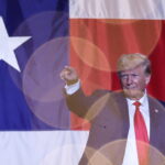 Ο Ντόναλντ Τραμπ λέει ότι ήταν πολύ «απασχολημένος« για να ξεδιαλέξει απόρρητα έγγραφα