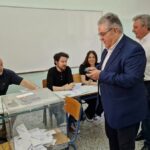 Εκλογές 2023: Δεν έδωσαν ψηφοδέλτιο του ΚΚΕ στον Δημήτρη Κουτσούμπα [ΒΙΝΤΕΟ]