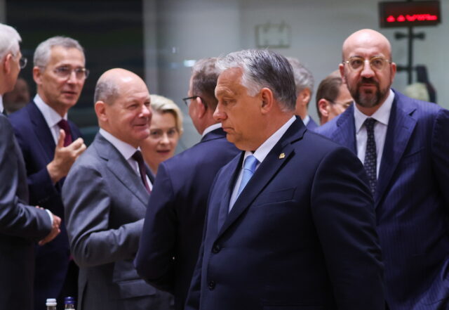 Σύνοδος Κορυφής: Ουγγαρία-Πολωνία μπλοκάρουν τα συμπεράσματα για το Μεταναστευτικό