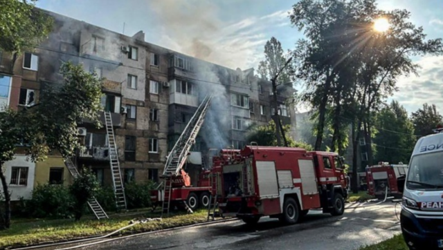 Έξι νεκροί και 25 τραυματίες από ρωσικό πλήγμα σε πολυκατοικία στην Ουκρανία
