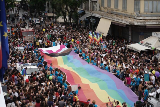 Ο Γιώργος Λιάγκας πιστεύει ότι το Athens Pride είναι μια παρέλαση κλόουν και στηρίζει μόνο ομοφυλόφιλους… φυσιολογικούς