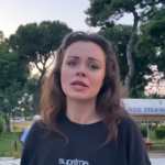 Έδιωξαν σηκωτή την επιζήσασα των Τεμπών, Ευδοκία Τσαγκλή από ομιλία του Κ. Μητσοτάκη [ΒΙΝΤΕΟ]