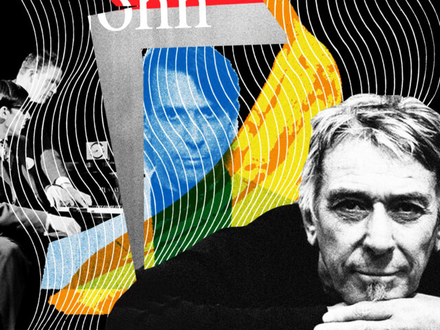 John Cale: Oι σταθμοί της πορείας του «νονού» της punk και μύθου των Velvet Underground