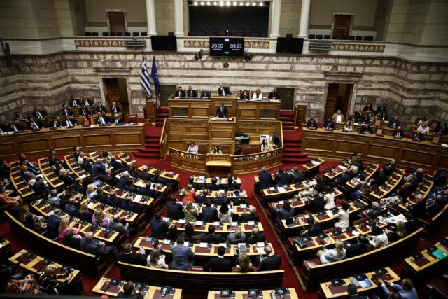 Βουλή: Σήμερα η ολοκλήρωση της συζήτησης και η ονομαστική ψηφοφορία για το εργασιακό νομοσχέδιο