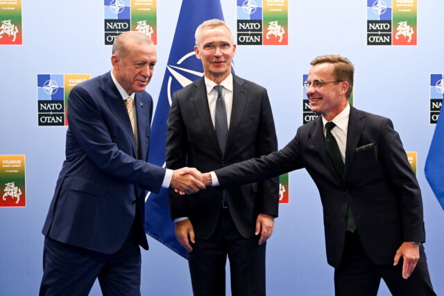 «Θέμα ημερών» η τουρκική έγκριση για την ένταξη της Σουηδίας στο ΝΑΤΟ