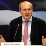 Αυξήσεις στο Δημόσιο, παράταση του market pass: Τα νέα μέτρα του υπουργείου Οικονομικών