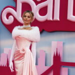 Αυτή η Barbie στηρίζει τα συνδικάτα: Η Μάργκοτ Ρόμπι υπέρ της απεργίας των ηθοποιών στο Χόλιγουντ [ΒΙΝΤΕΟ]
