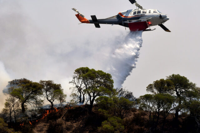 Υπό έλεγχο η πυρκαγιά στο Οροπέδιο Λασιθίου – Κάηκαν 200 στρέμματα δασικής έκτασης