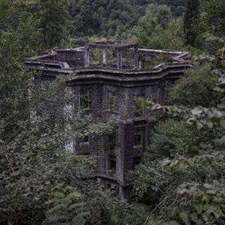 Ακαρμάρα, μια ξεχασμένη πόλη-φάντασμα στην Αμπχαζία