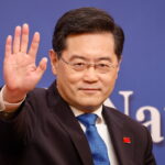 Κίνα: Μυστήριο για την αποπομπή του Τσιν Γκανγκ