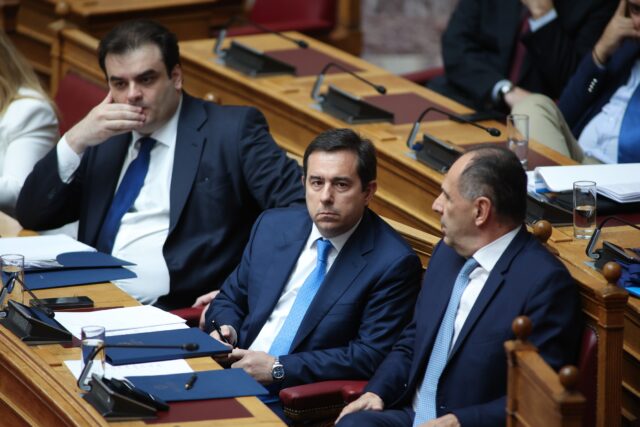 Ν. Μηταράκης: Στη ΔΕΘ η παρουσίαση των νέων ταυτοτήτων – Ποια θα είναι τα χαρακτηριστικά τους