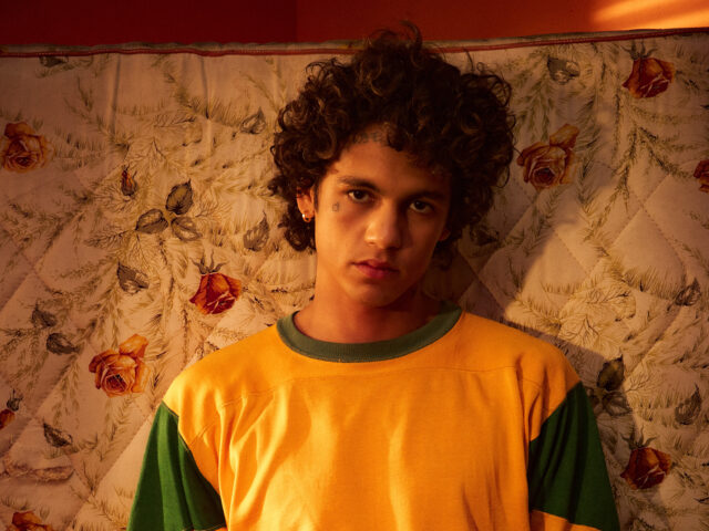 Dominic Fike: Το wonder boy του Euphoria κυκλοφορεί νέο δίσκο και τον ακούσαμε αποκλειστικά πρώτοι