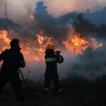 Οριοθετήθηκε η φωτιά στο Αλιβέρι Ευβοίας