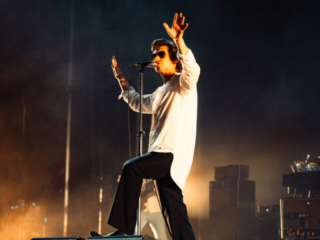 Οι Arctic Monkeys ένωσαν ηλικίες και φωνές σε δύο βραδιές που θα συζητάμε για χρόνια