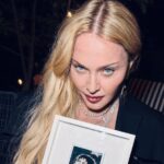 Μαντόνα: Είμαι τυχερή που είμαι ζωντανή – Ευχαριστώ τα παιδιά μου και τους αγγέλους που με προστάτευσαν