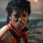 Στις 2 Ιουλίου του 1988 ο Μάικλ Τζάκσον γίνεται ο πρώτος καλλιτέχνης στις ΗΠΑ με πέντε Νο 1 singles από έναν δίσκο