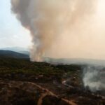 Καίγεται για έκτη συνεχόμενη ημέρα η Αλεξανδρούπολη