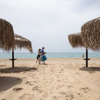 Καταγγελία μητέρας για beach bar στη Χαλκιδική