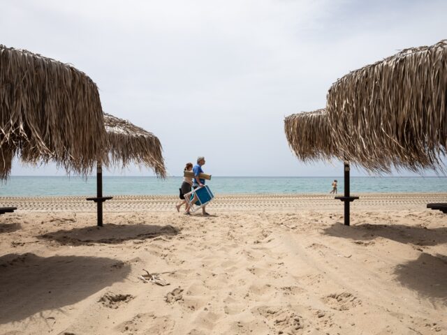 Καταγγελία μητέρας για beach bar στη Χαλκιδική