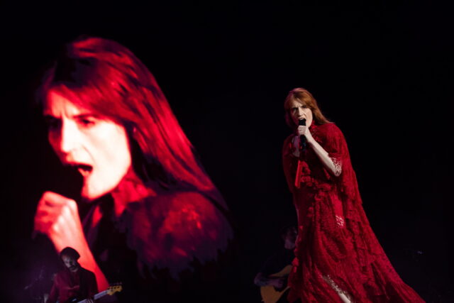 Η Florence αποκαλύπτει τον λόγο που ακύρωσε τις τελευταίες της συναυλίες