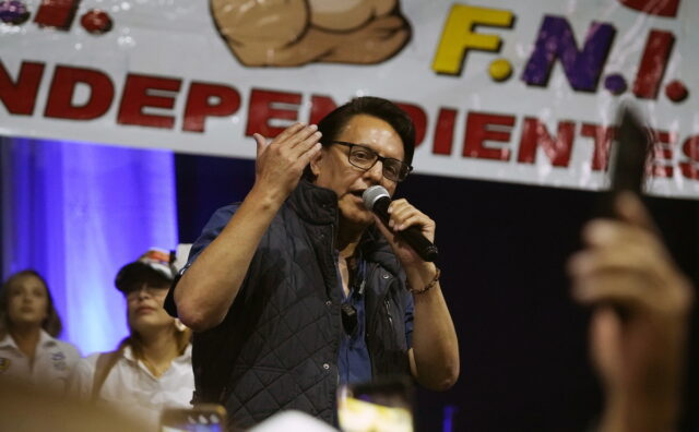 Ισημερινός: Δολοφονήθηκε ο υποψήφιος για την προεδρία Φερνάντο Βιγιαβισένσιο