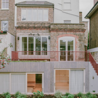 Στο Λονδίνο, μια κατοικία Βικτωριανής εποχής μετατρέπεται σε open plan εμπειρία κατοίκησης