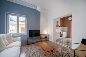 Ένα σφραγισμένο σπίτι του ’50 γίνεται ιδανικός προορισμός για διακοπές στο Ναύπλιο